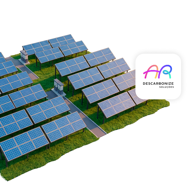 Vista aérea de usina solar com fileiras de painéis fotovoltaicos em campo verde e logotipo Descarbonize